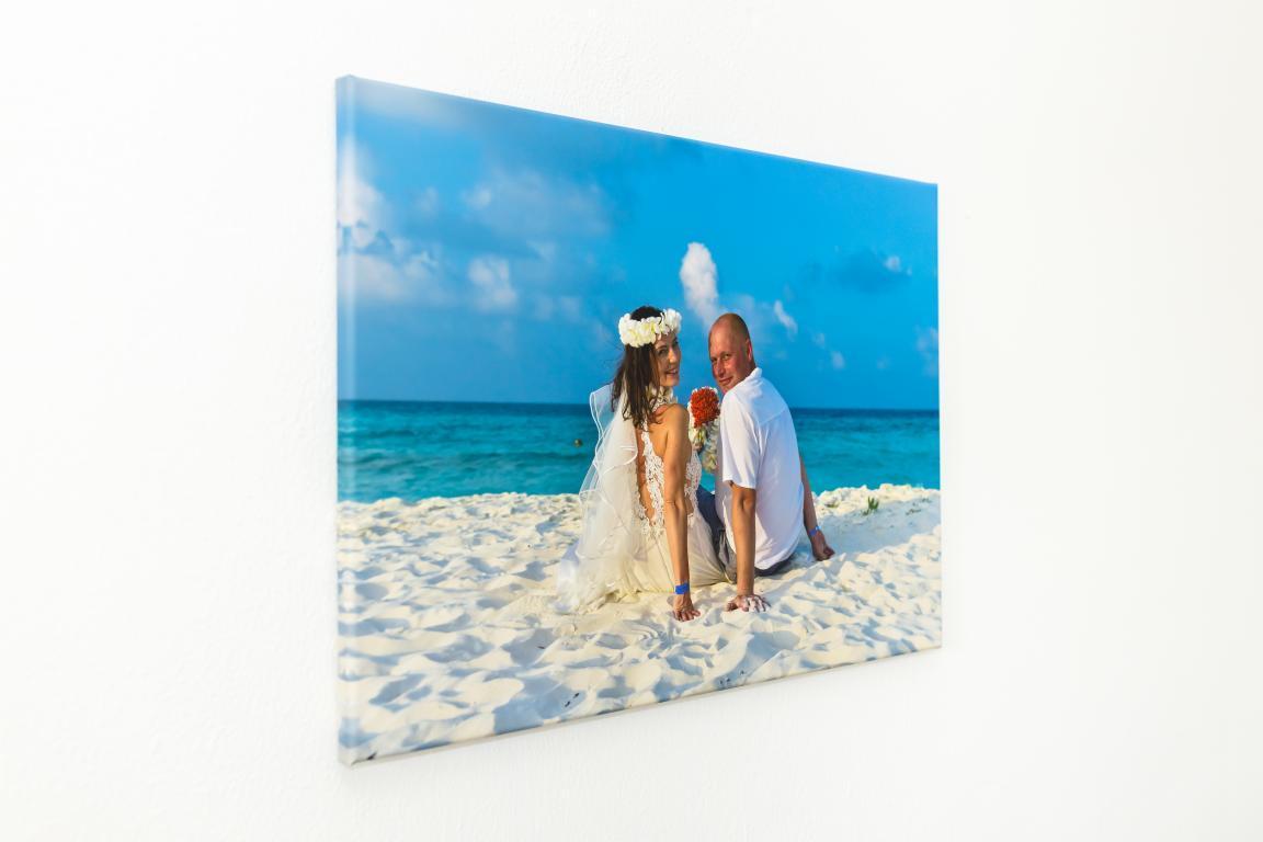 Levně Expresní tisk - fotoobraz 70x50 cm z vlastní fotografie, Plátno 100% polyester: 240g/m²