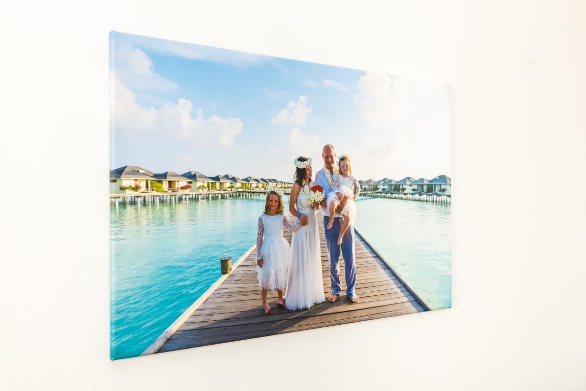 Levně Expresní tisk - fotoobraz 90x60 cm z vlastní fotografie, Plátno 100% polyester: 240g/m²